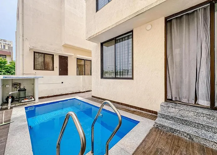 Private Villa With Swimming Pool