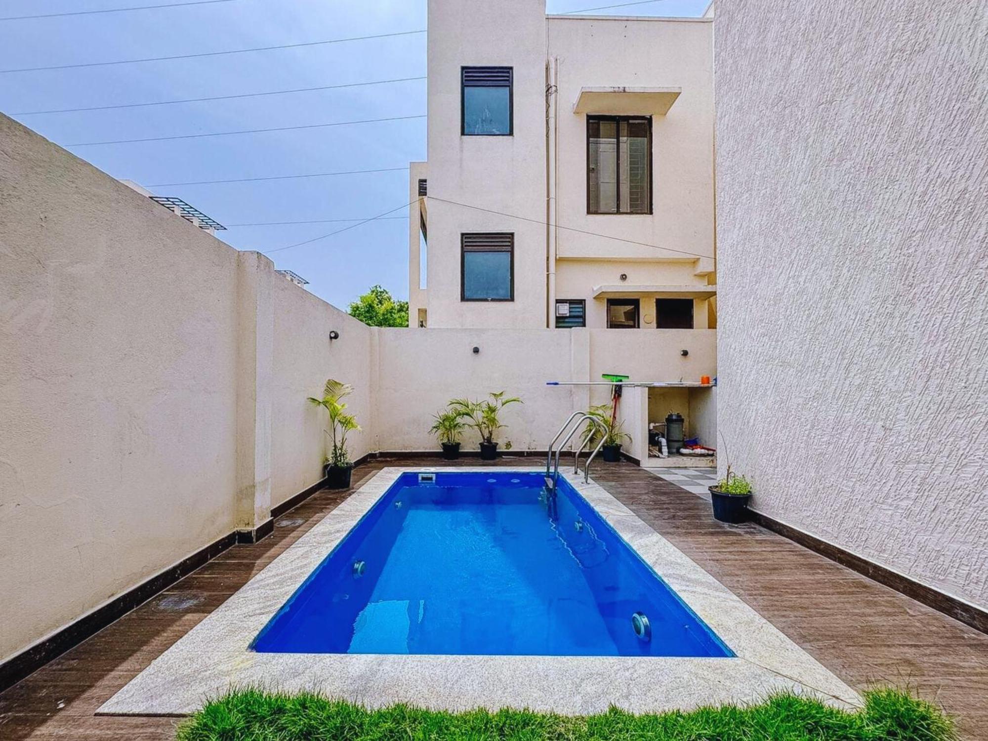 Private With Swimming Pool *